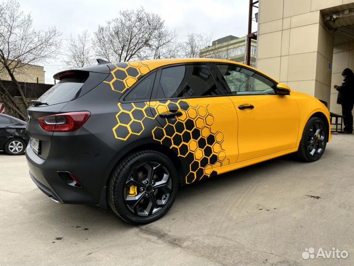 Оклейка автомобиля пленкой