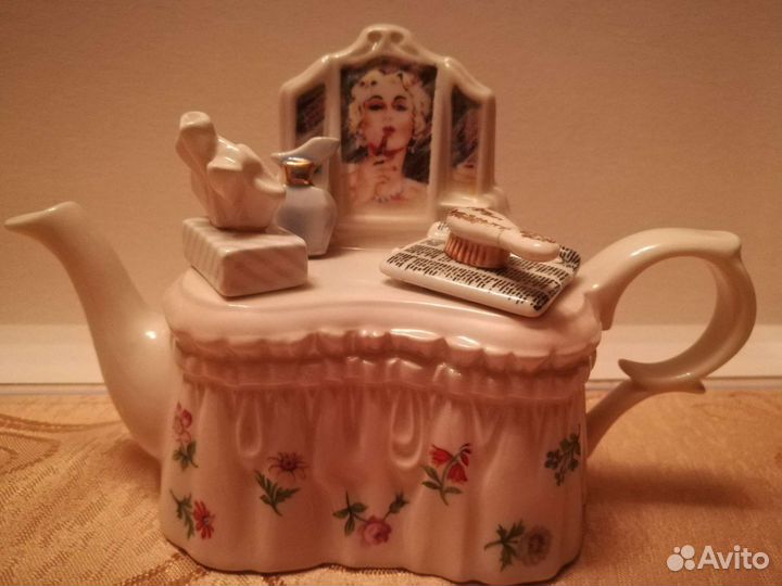 Коллекционный Англ.чайник заварочный фарфоровый