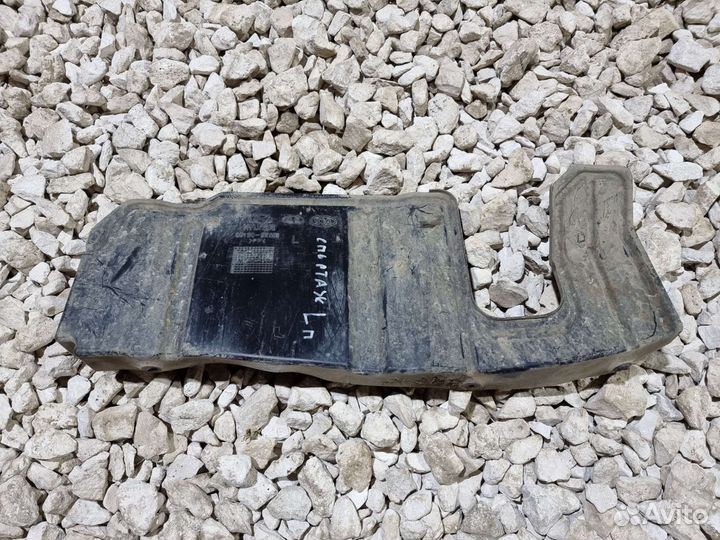 Пыльник двигателя Спортейдж 2