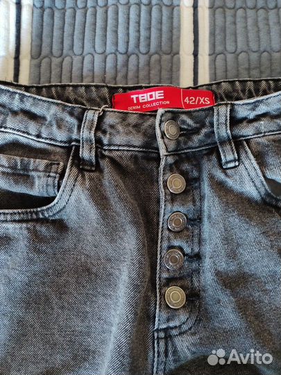 Джинсы прямые mom XS 40-42