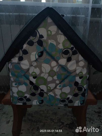 Домик для кошки или маленькой собачки