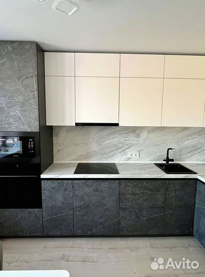 Кухонный гарнитур угловой в потолок на заказ