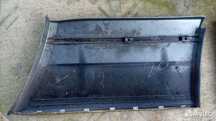 Листва на mercedes