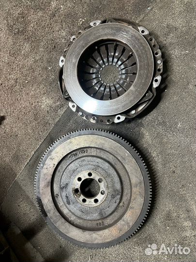 Маховик+корзина сцепления Renault