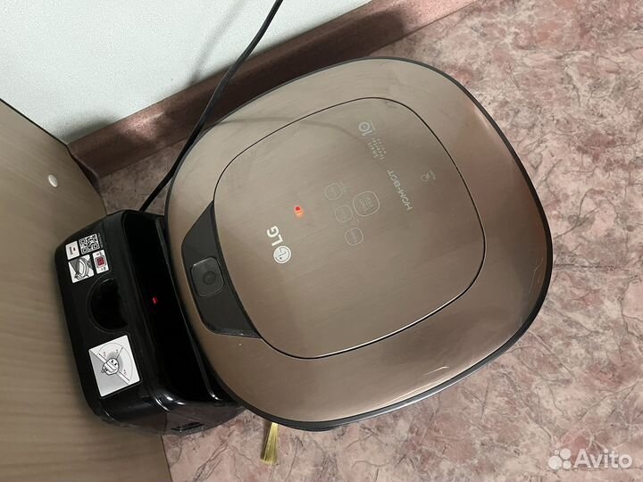Робот пылесос lg hom-bot