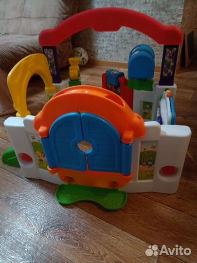 Развивающий игровой домик Little Tikes