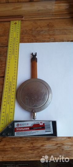 Маятник от старинных часов