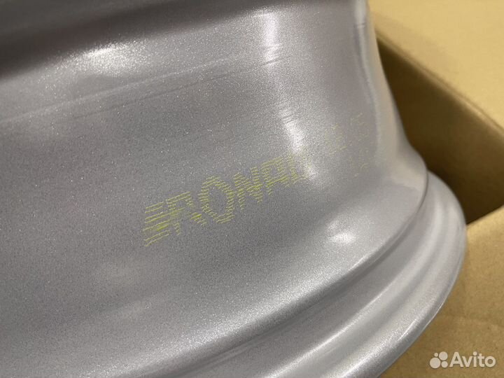 Новый оригинальный Ford Focus, Ford Mondeo R16