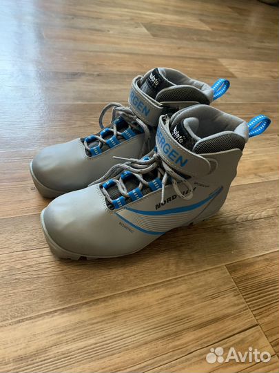 Лыжные ботинки (35-36 размер) nordway Froztex