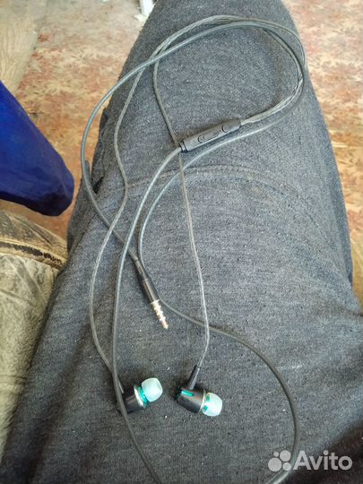 Наушники