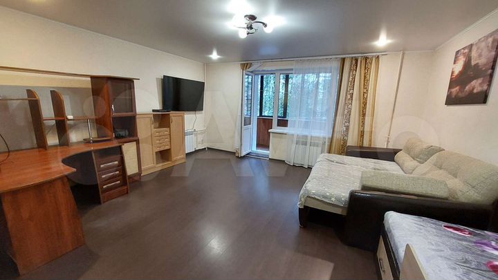 2-к. квартира, 67 м², 1/9 эт.