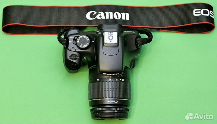 Зеркальный фотоаппарат Canon 1100d