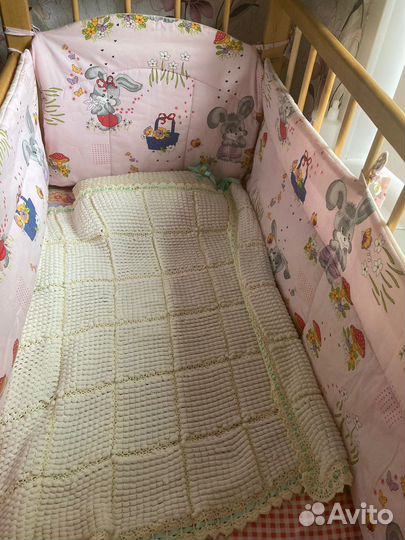 Бортики на кроватку