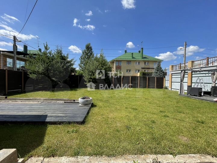 Таунхаус 175 м² на участке 3,3 сот.