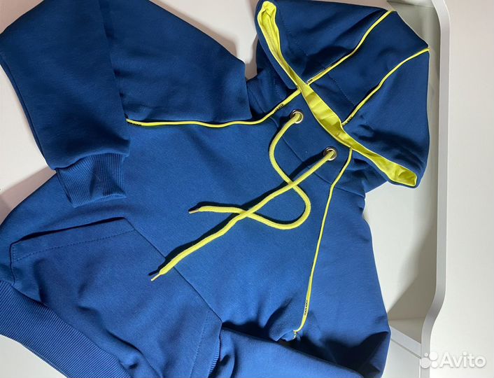 Спортивный костюм для мальчика 128