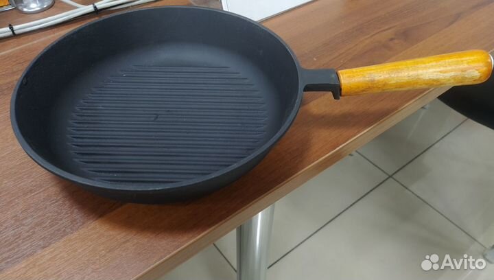 Чугунная сковорода гриль