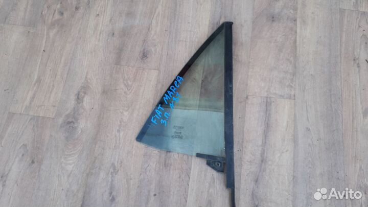 Стекло форточка двери задней правой №81 Fiat Marea