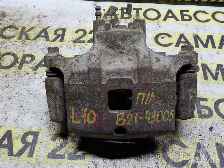 Суппорт передний левый Mitsubishi Lancer 10 (CY)