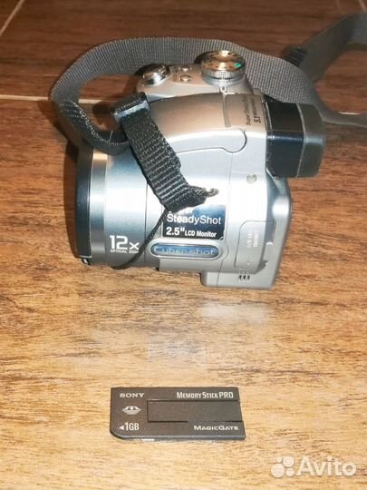 Фотоаппарат