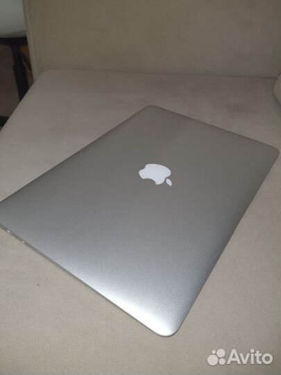 Apple MacBook Air 13 (2017)