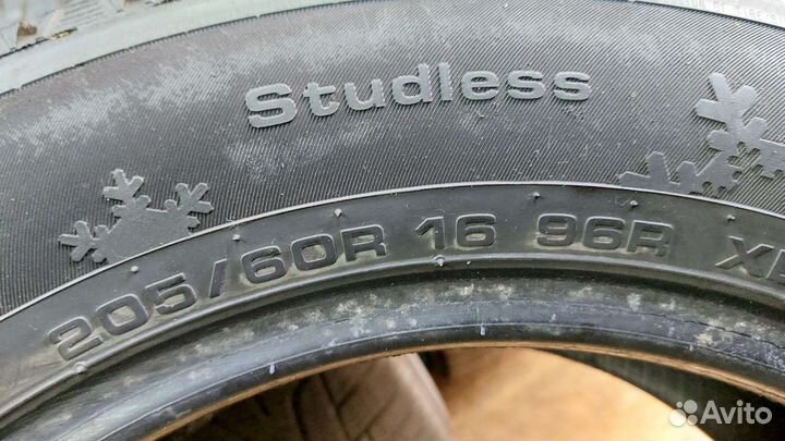 Kumho I'Zen KW31 205/60 R16 96R