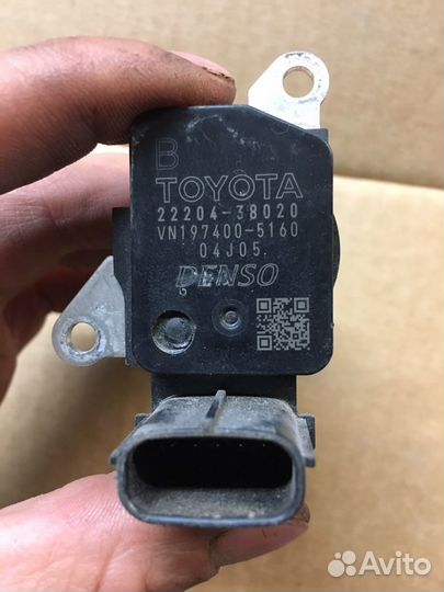 Датчик массового расхода воздуха Lexus Toyota