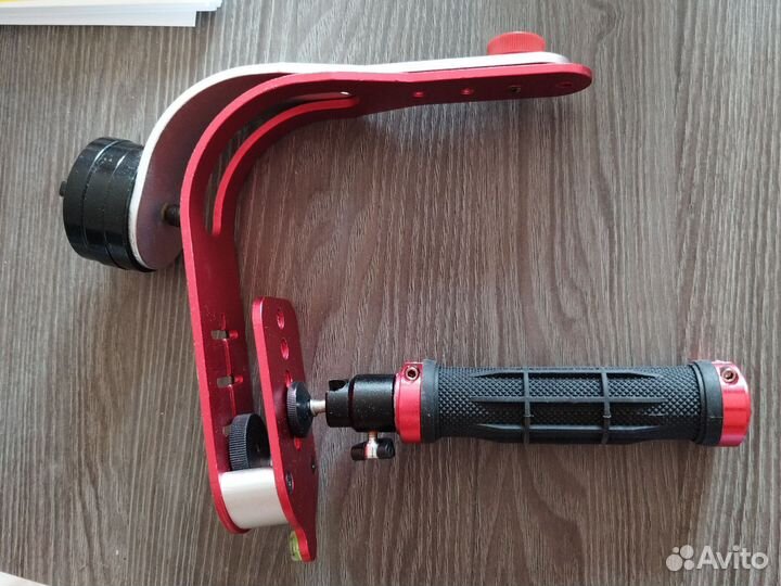 Ручной стабилизатор стедикам H014