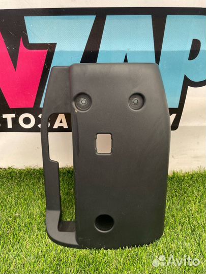 Кожух рулевой колонки Ford Explorer 6 2020