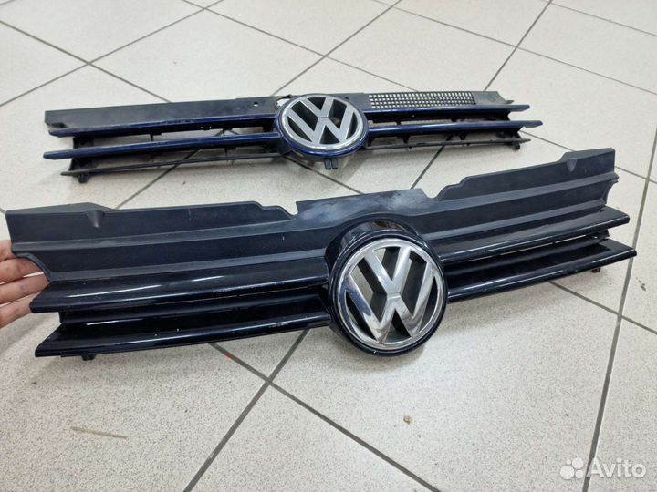 Решётка радиатора Volkswagen Golf 4 (два вида)