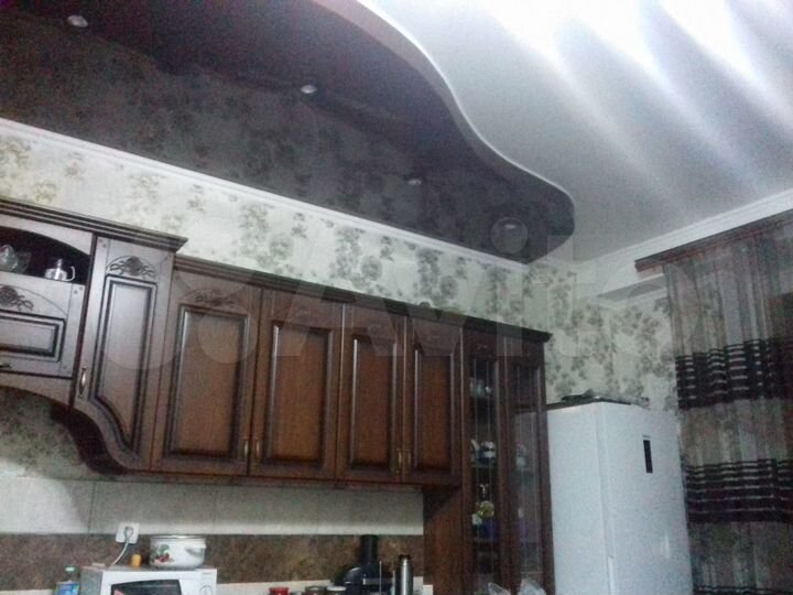 3-к. квартира, 100 м², 2/12 эт.