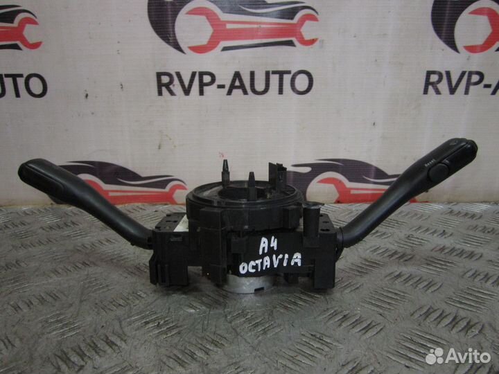 Переключатель подрулевой Skoda Octavia 1997-2000