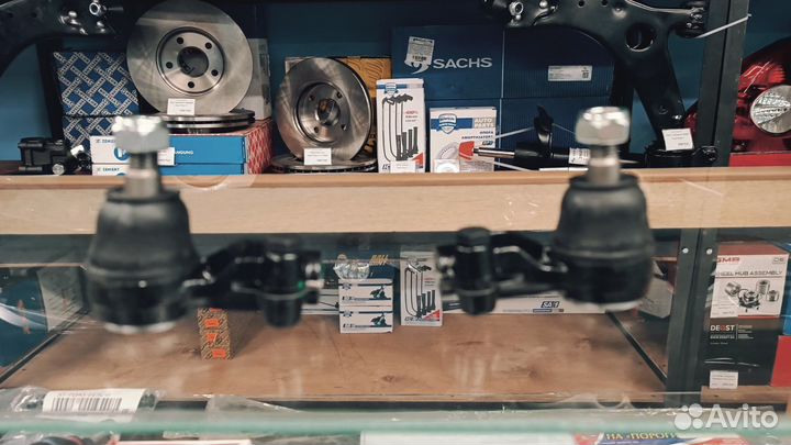 Рулевой наконечник левый Daewoo Nexia Lanos