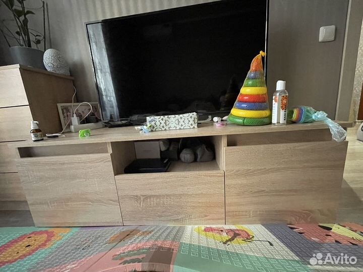 Тумба под телевизор