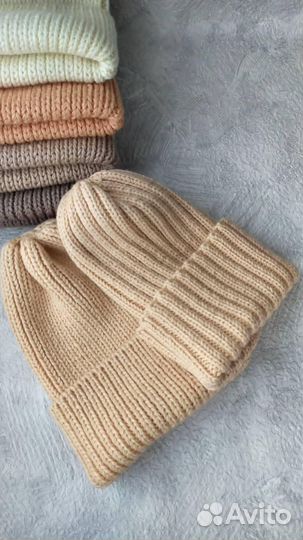 Шапка женская вязаная ручная работа
