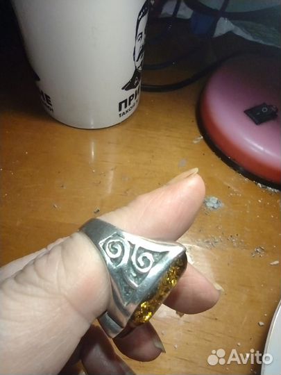 Янтарь кольцо перстень крупный