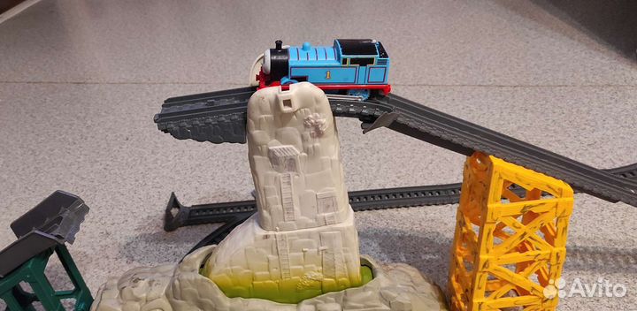 Томас и его друзья