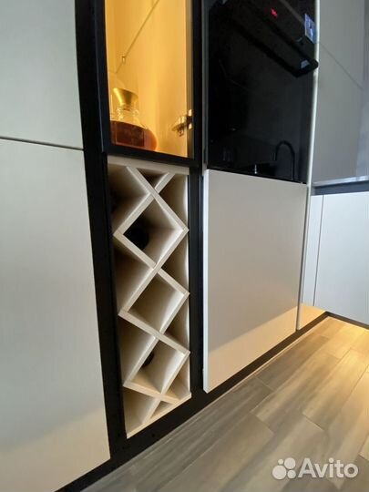 Кухонный гарнитур (кухня на заказ)