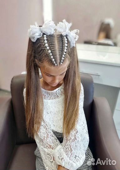 Афрокосы, d.e. косы, афрокудри, брейды