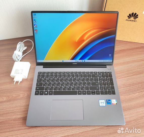 Huawei MateBook D16 i7-13700H