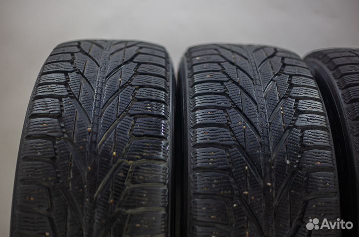 Nokian Tyres Hakkapeliitta R2 SUV 235/60 R18 110R