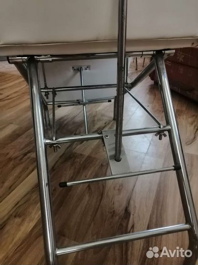 Кушетка кресло косметологическая для педикюра