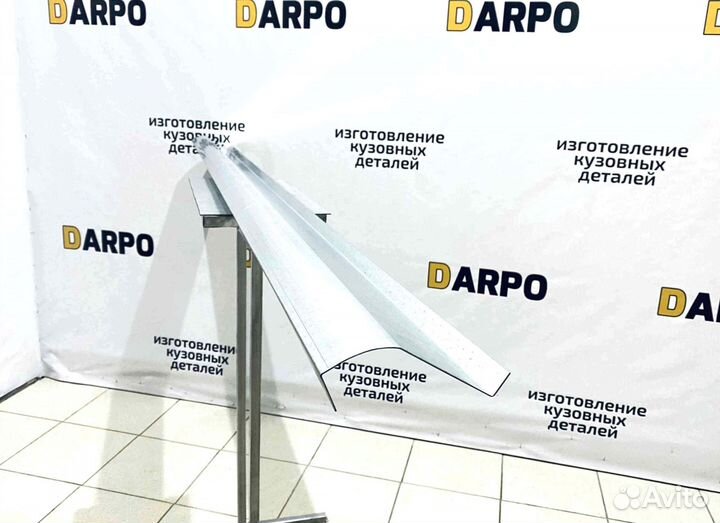 Пороги для Mazda MPV 1999-2006 (LW)