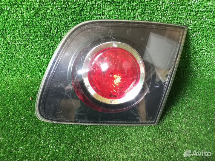 Фонарь задний правый Mazda Mazda3 BK Z6 2009