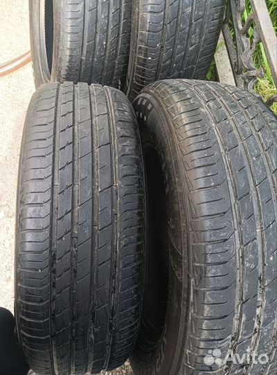 Sailun Atrezzo Elite 215/65 R16 98H