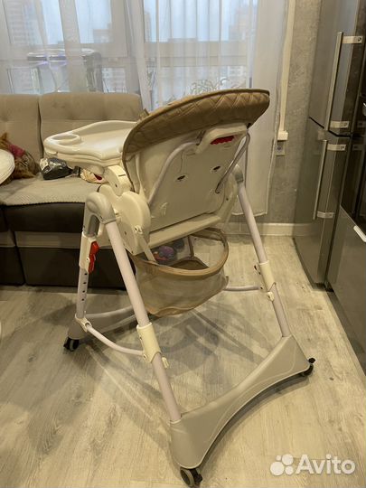 Стульчик для кормления babyton