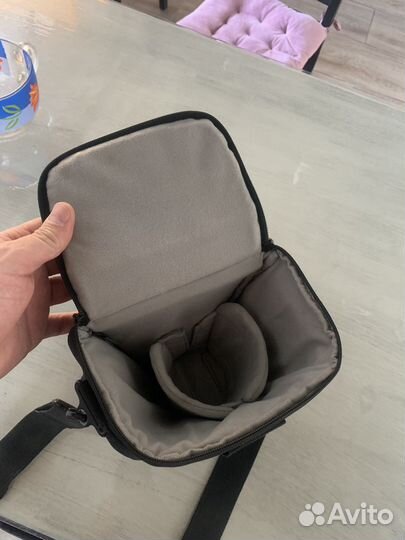 Сумка для зеркального фотоаппарата. Фотоаппарат