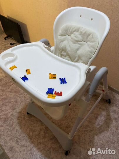 Стульчик для кормления babyton