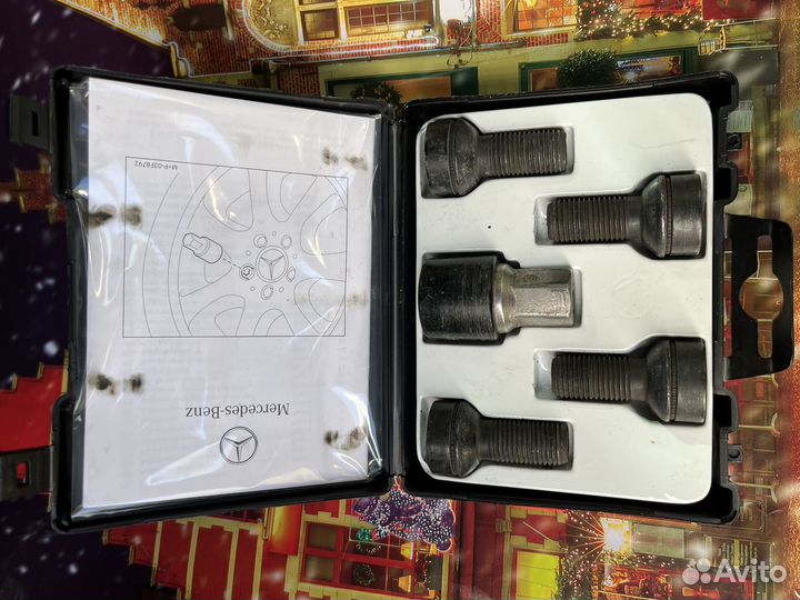 Секретки на колеса Mercedes