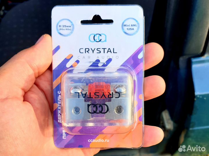 Сабвуфер и усилитель в автомобиль