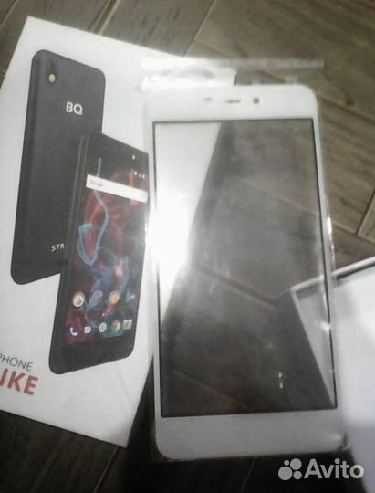 Сенсорное стекло BQ Strike 5211